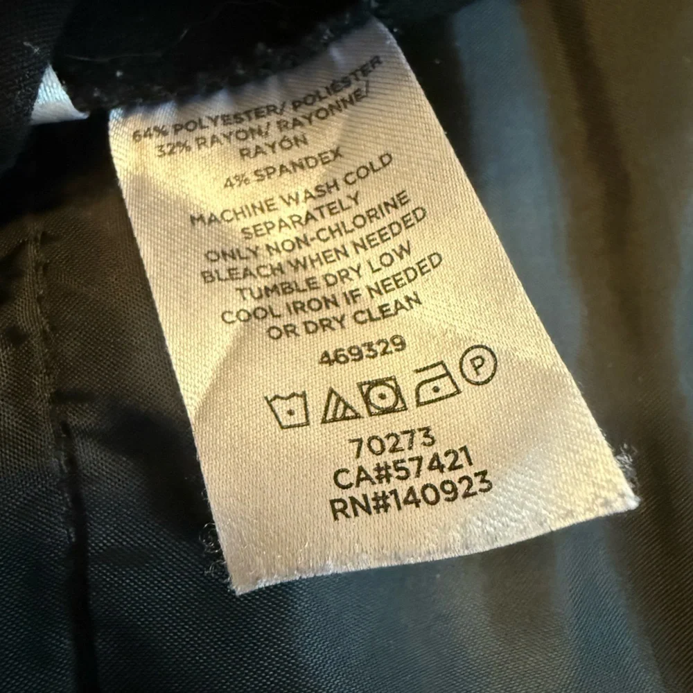 Loft Outlet | Black Curvy Dress Trouser Pants | Size 6 - Picture 8 of 8